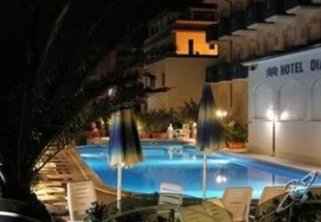 Hotel Diana Viserbella di Rimini Eksteriør billede